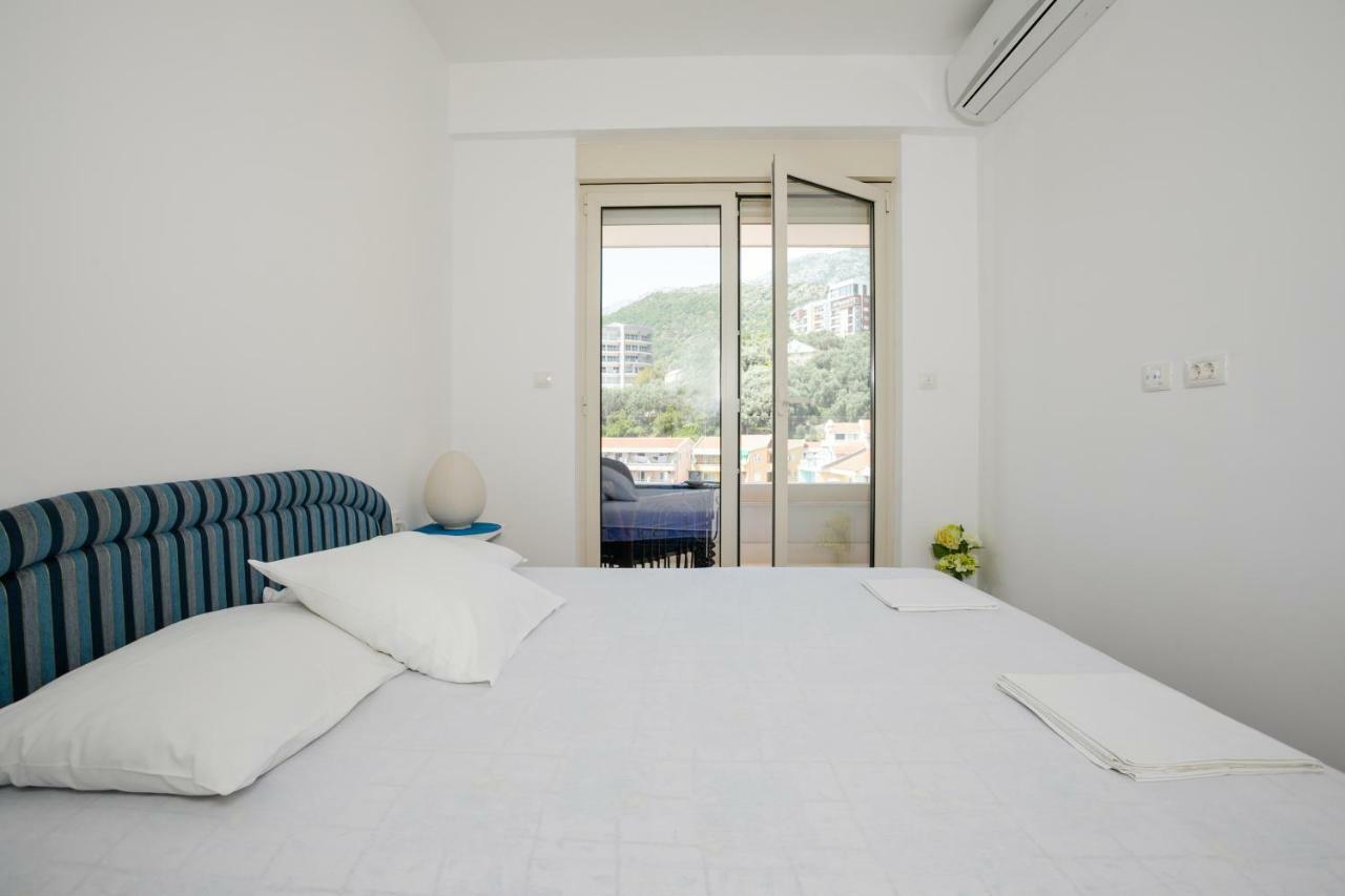 Apartment With Sea View Rafajlovići Exterior foto
