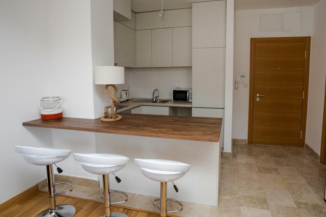 Apartment With Sea View Rafajlovići Exterior foto